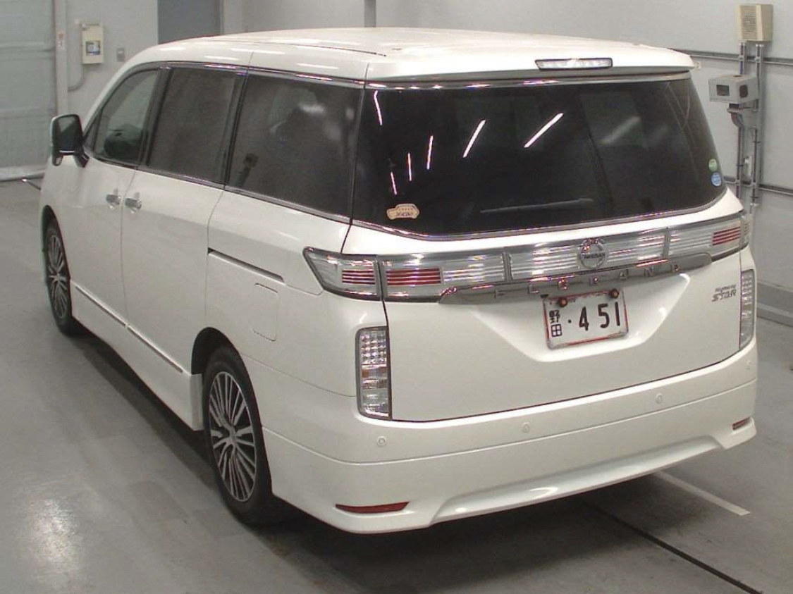 2019 Nissan Elgrand