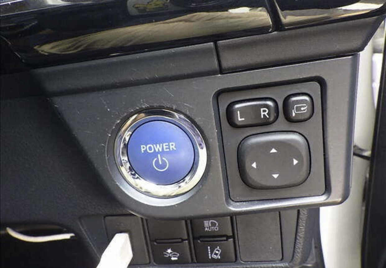 2017 Toyota Corolla Axio