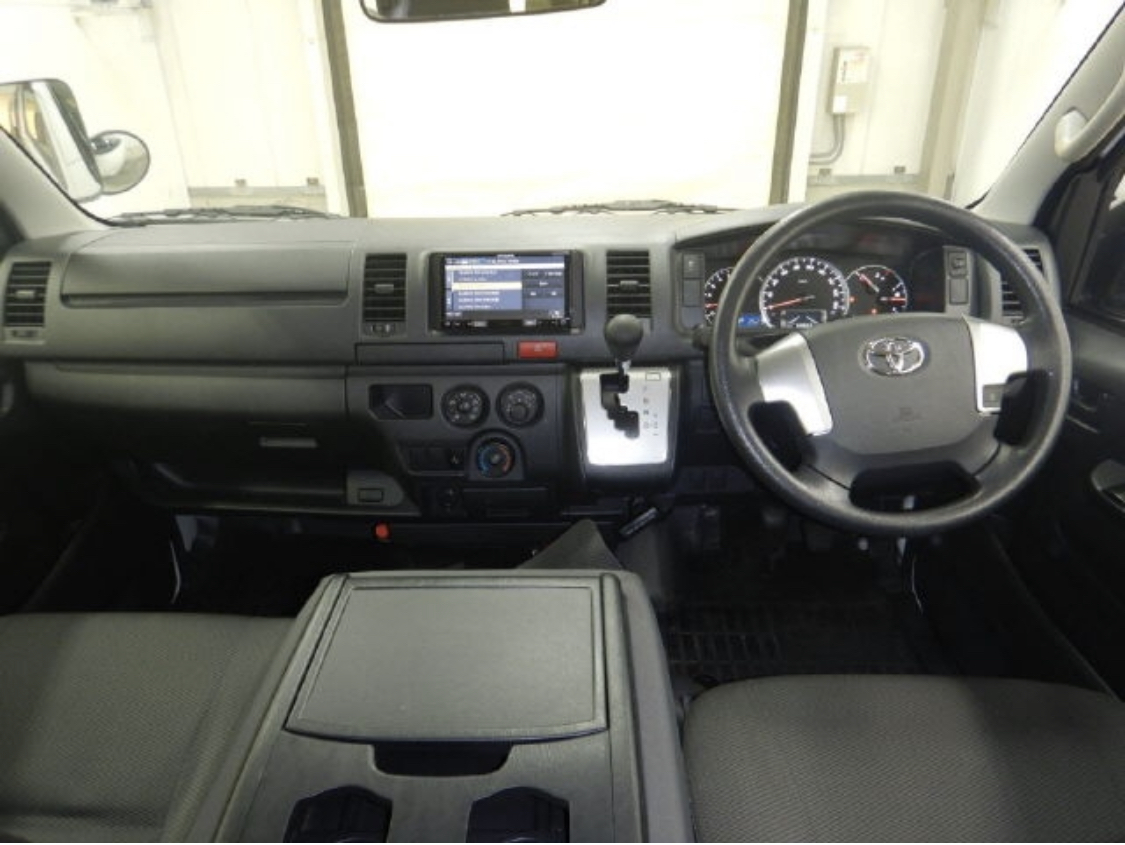 2018 Hiace Van